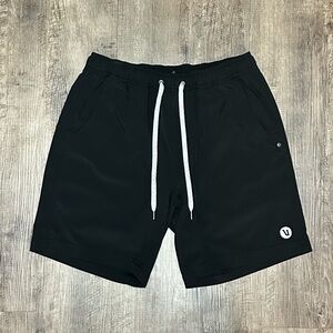 Vuori Kore Shorts Men's Size S